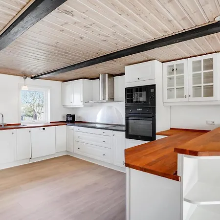 Holiday home Gorgeous In With Wifi Hojslev