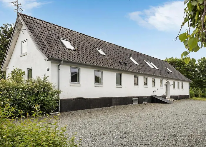 Ferienhaus Gorgeous In With Wifi